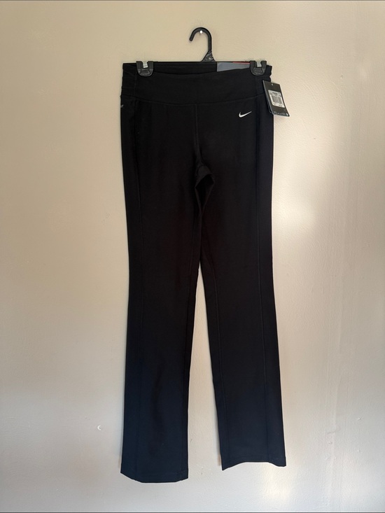 Nike Pants - NWT Nike women’s Black slim fit Sweatpants with White Swoosh XS